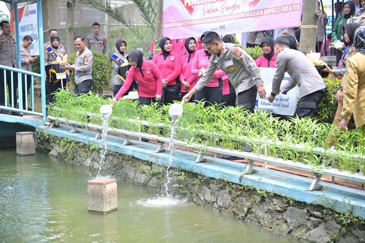 Launching Penguatan Program Pekarangan Pangan Lestari Melalui Pendekatan Integrasi Dan Berkelanjutan