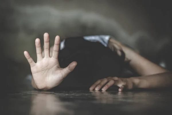 BIADAB! 16 ORANG DAN BEBERAPA OKNUM GURU TURUT MEMPERKOSA SISWI DI BAWAH UMUR. KEPOLISIAN HARUS MENGUSUT TUNTAS