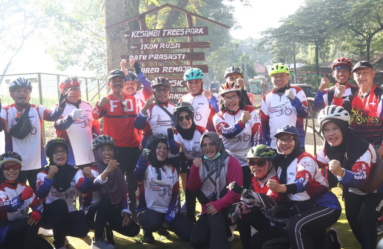 Pada Badan yang Sehat Terdapat Jiwa Yang Kuat, Dandim 0808 Gowes Minggu Pahingan Bersama Bupati Blitar