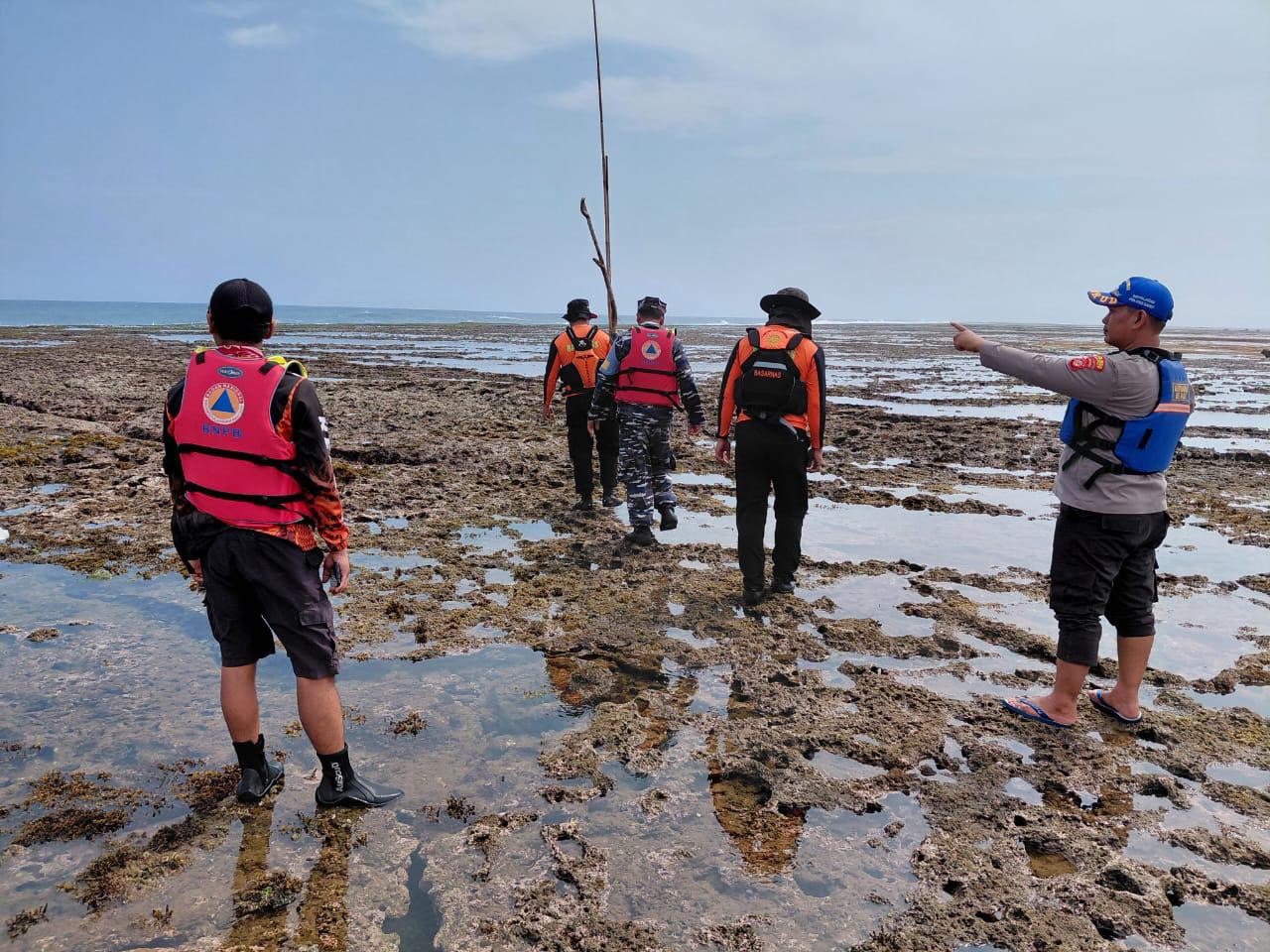 Wisatawan Tenggelam di Pantai Sayang Heulang, Tim SAR Gabungan Terus Lakukan Pencarian