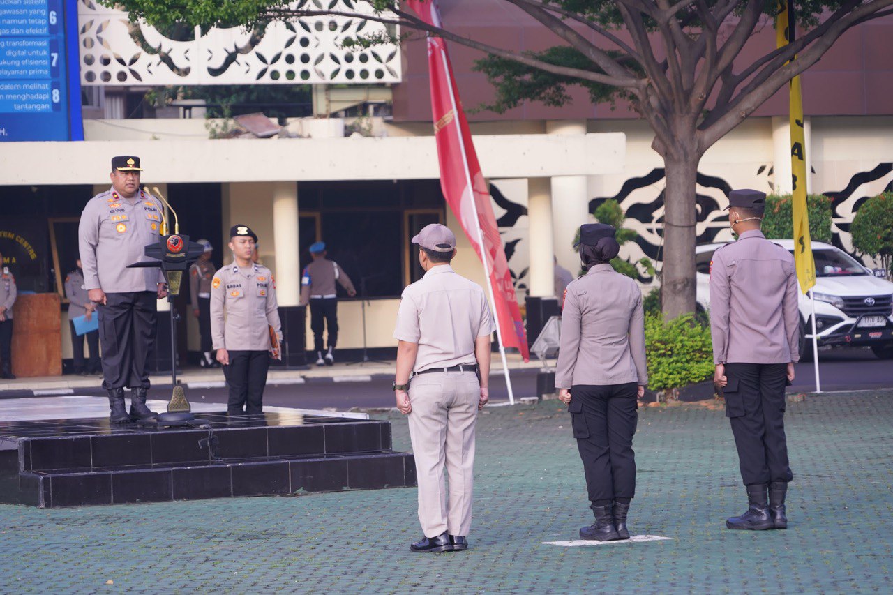 Wakapolda Jabar Pimpin Apel Pagi Gabungan, Tekankan Kewaspadaan Global dan Antisipasi Bencana Alam