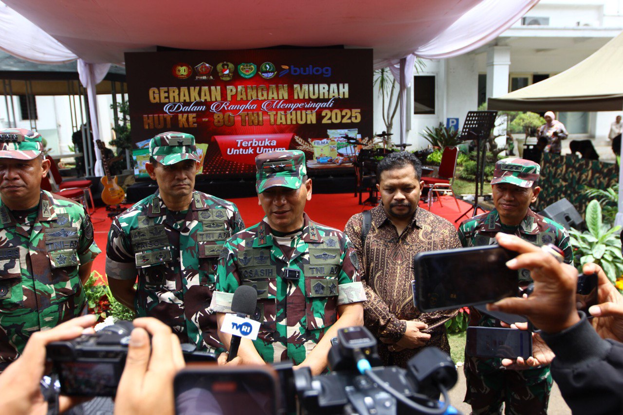 Kodam III/Siliwangi Gelar Gerakan Pangan Murah Peringati HUT ke-80 TNI
