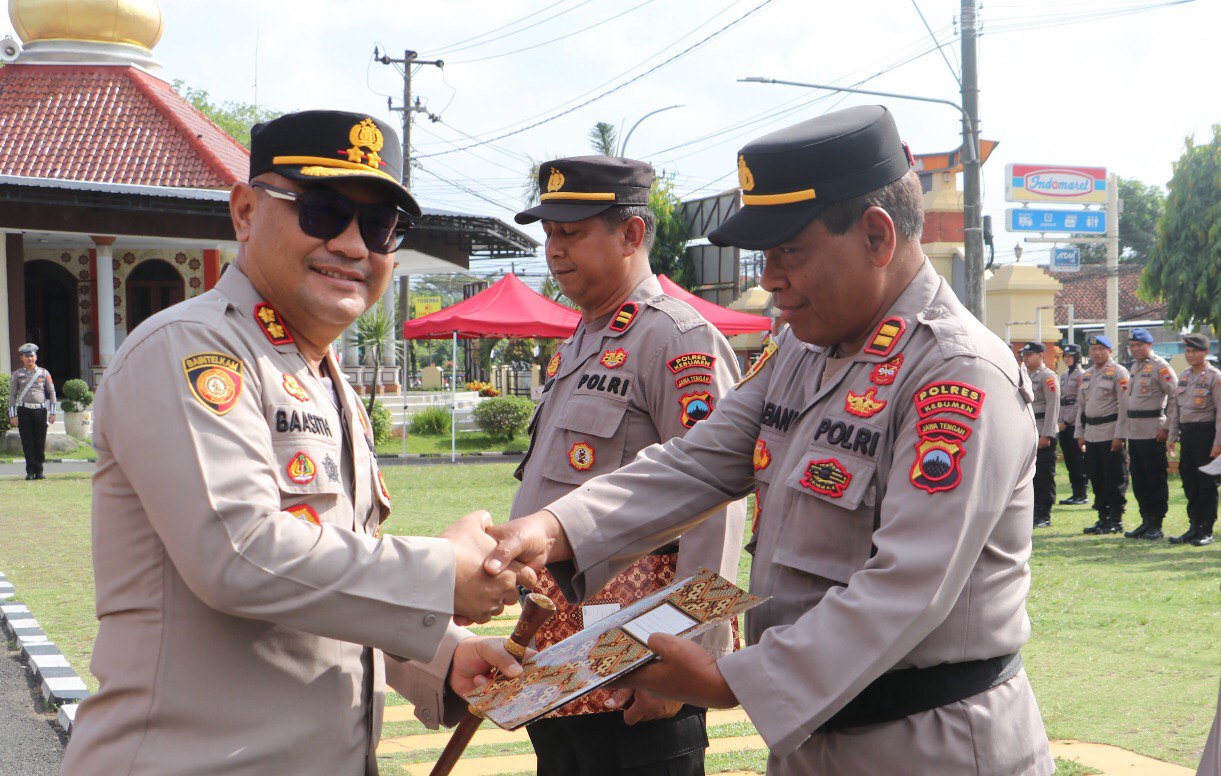Kapolres Kebumen: Personel dan Polsek Berprestasi dalam Penyaluran Beras Murah Layak Dapat Reward
