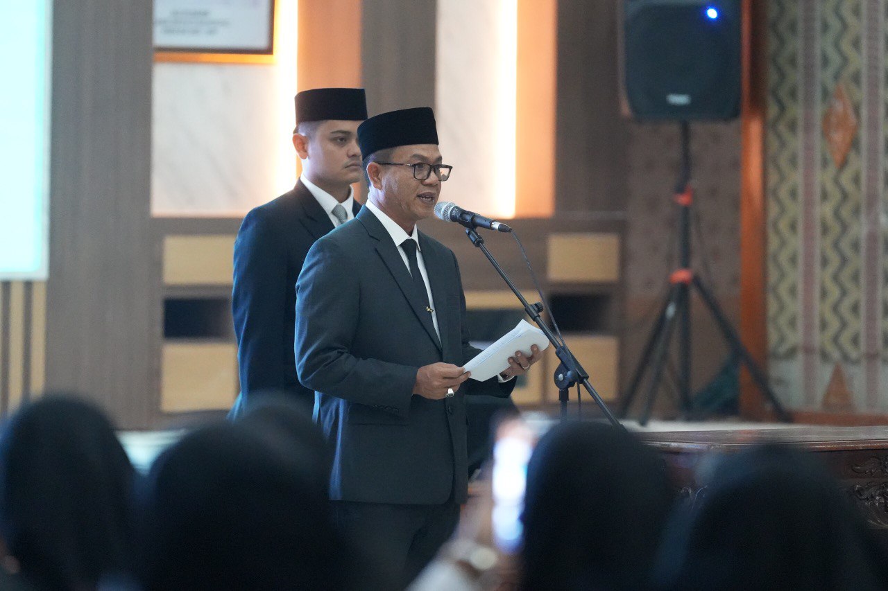 Bupati Bandung Lantik 309 Kepala Sekolah untuk Perkuat Layanan Pendidikan