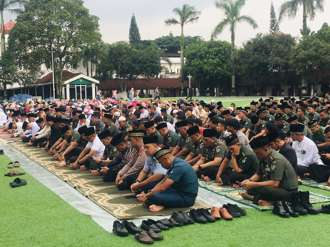 Kodam III/Slw Gelar Istighosah Qubro Bersama Masyarakat Jawa Barat