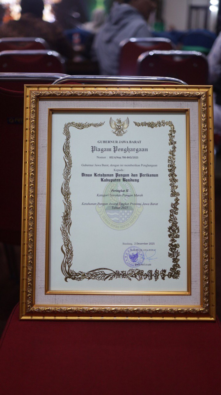 Pemkab Bandung Raih Juara Umum Ketahanan Pangan Award 2025