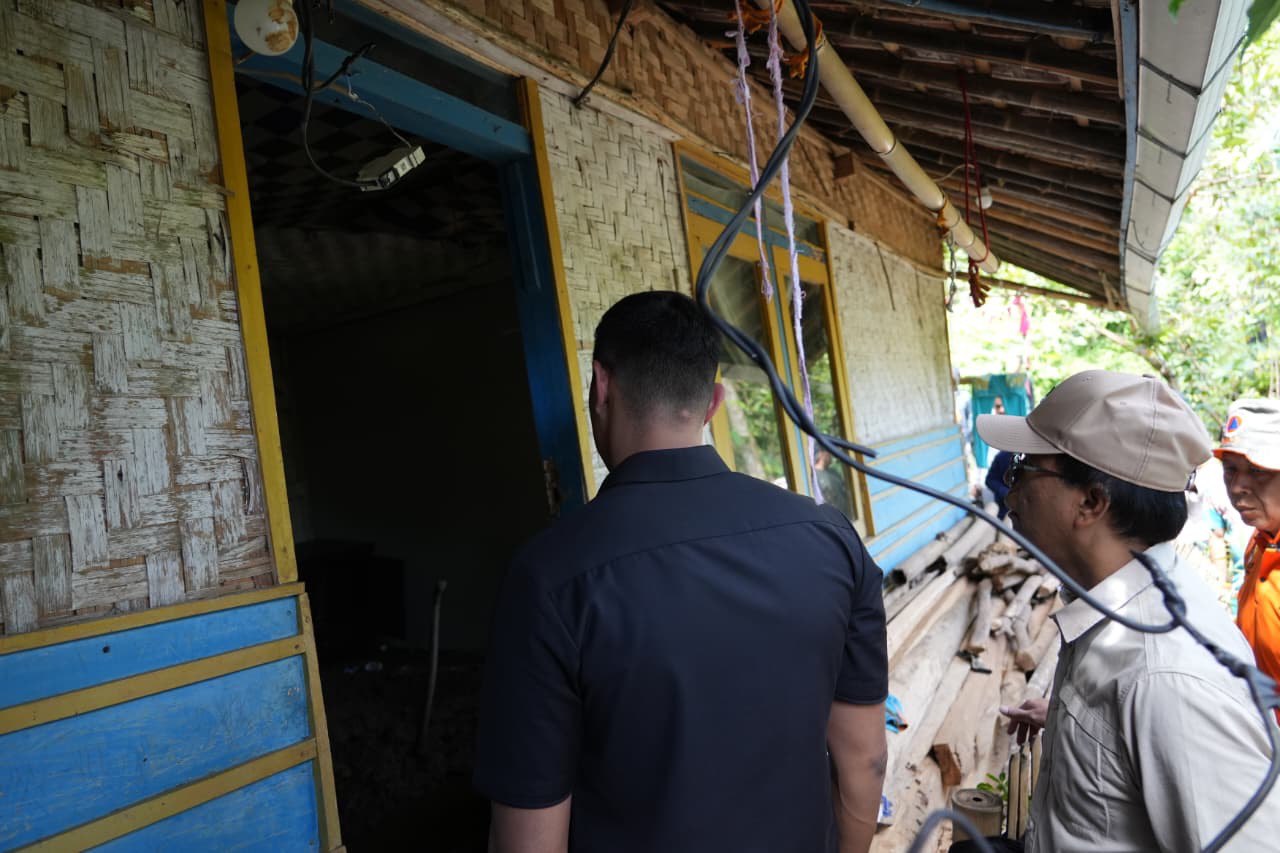 9.240 KK Terdampak, Wabup Bandung Pastikan Penanganan Banjir Berjalan Maksimal