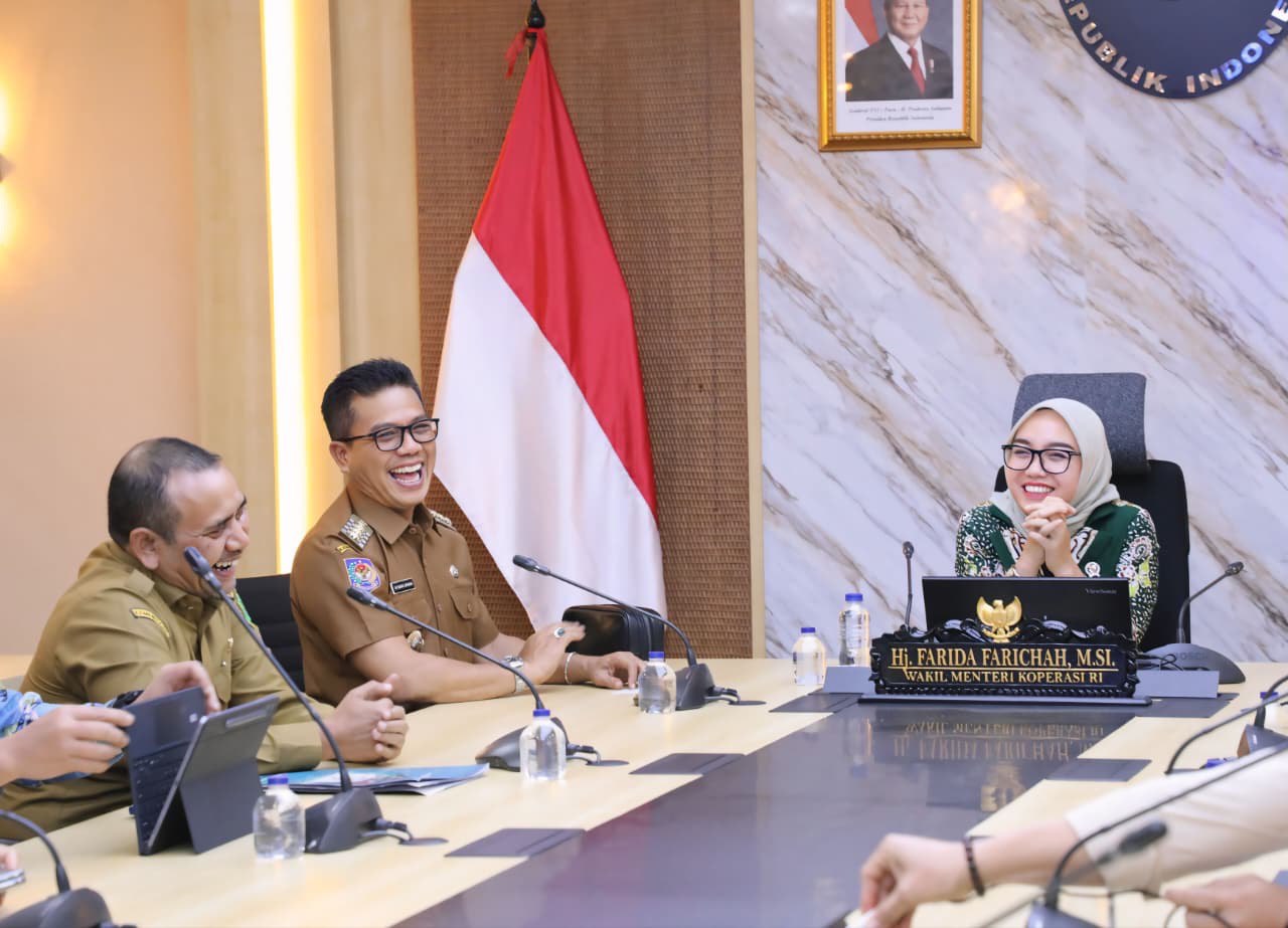 Kang DS Paparkan Strategi Swasembada Telur pada Audiensi dengan Wamen Kemenkop RI