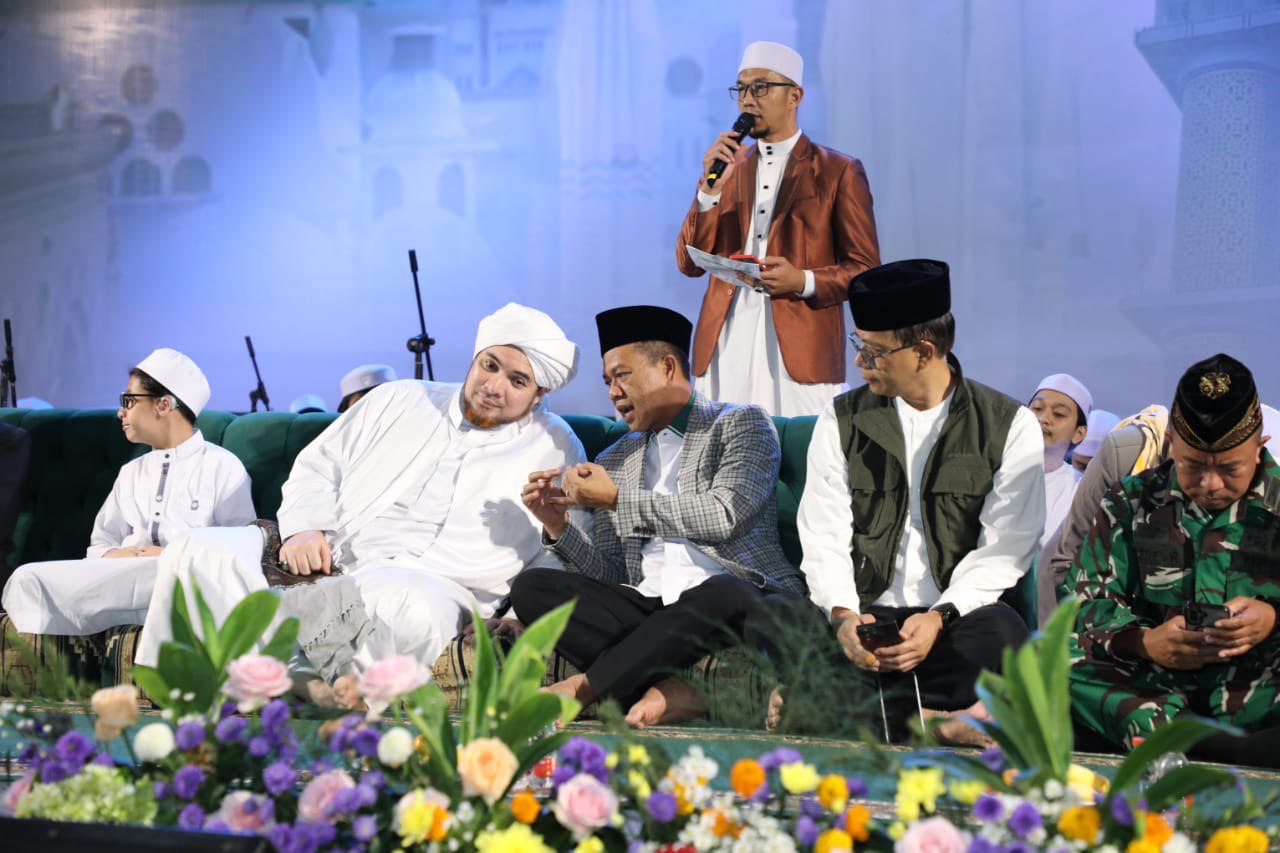 Bupati Bandung Ajak Jemaah dan Habib Berdoa untuk Kebaikan dan Keselamatan Indonesia