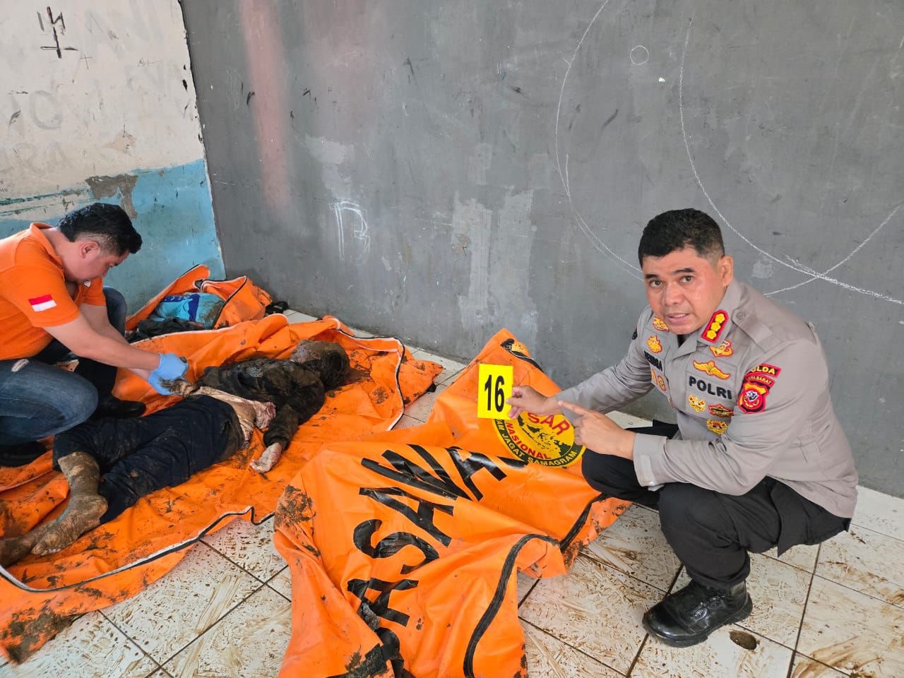 Up Date Identifikasi Korban Longsor7 dan Banjir Bandang di Cisarua, Jumlah Kantong Jenazah Bertambah