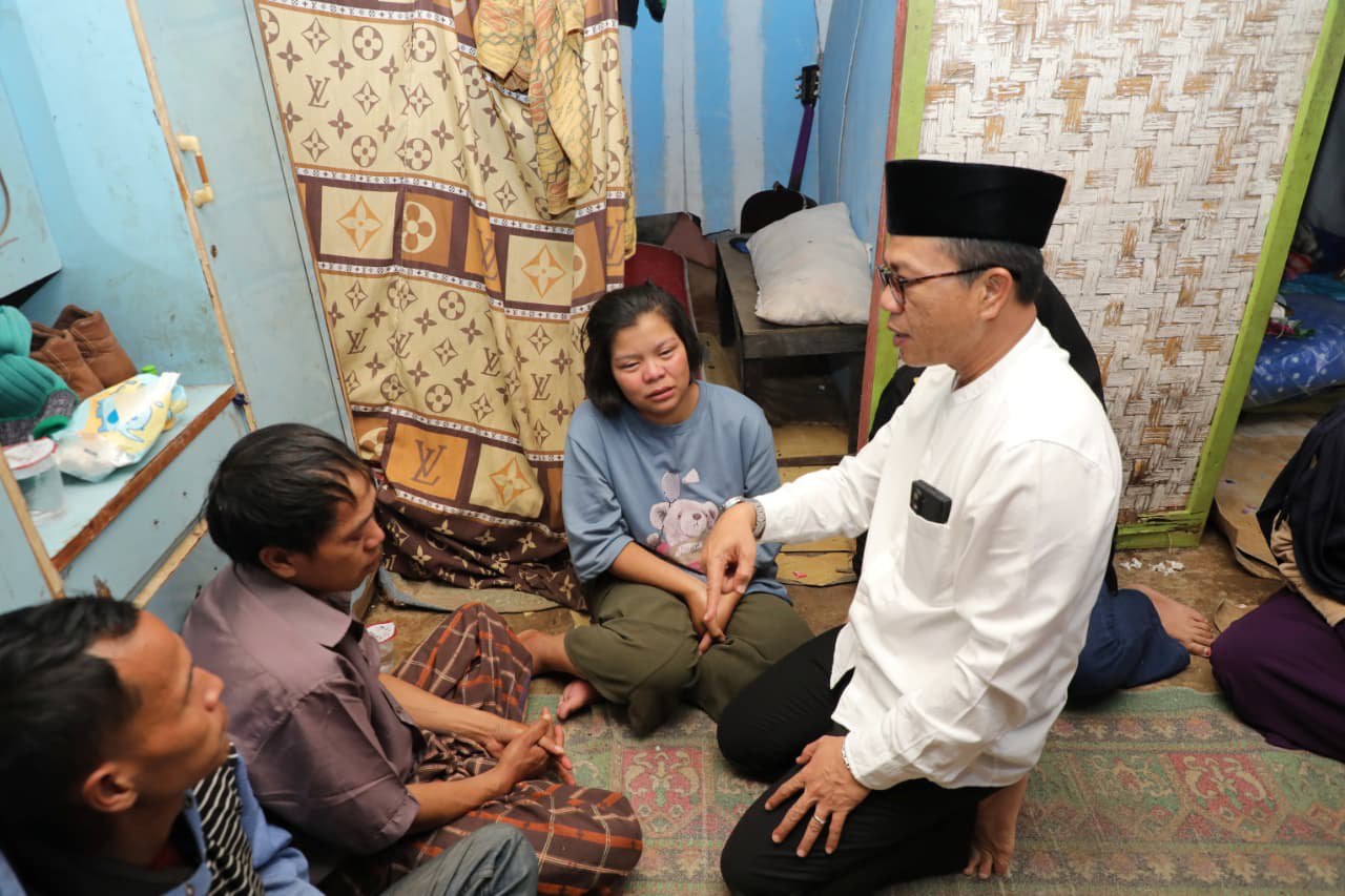 Dua Balita Tewas Akibat Longsor, Kang DS Langsung Terjun ke Lokasi Bencana