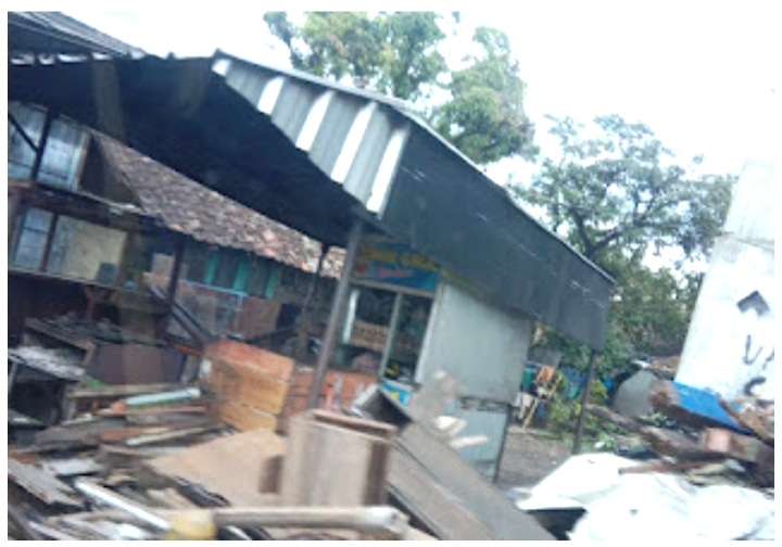 Cisaranten Wetan Darurat Obat Keras tipe G : Di Mana Aparat Saat Warung Berkedok ilegal Menjamur?