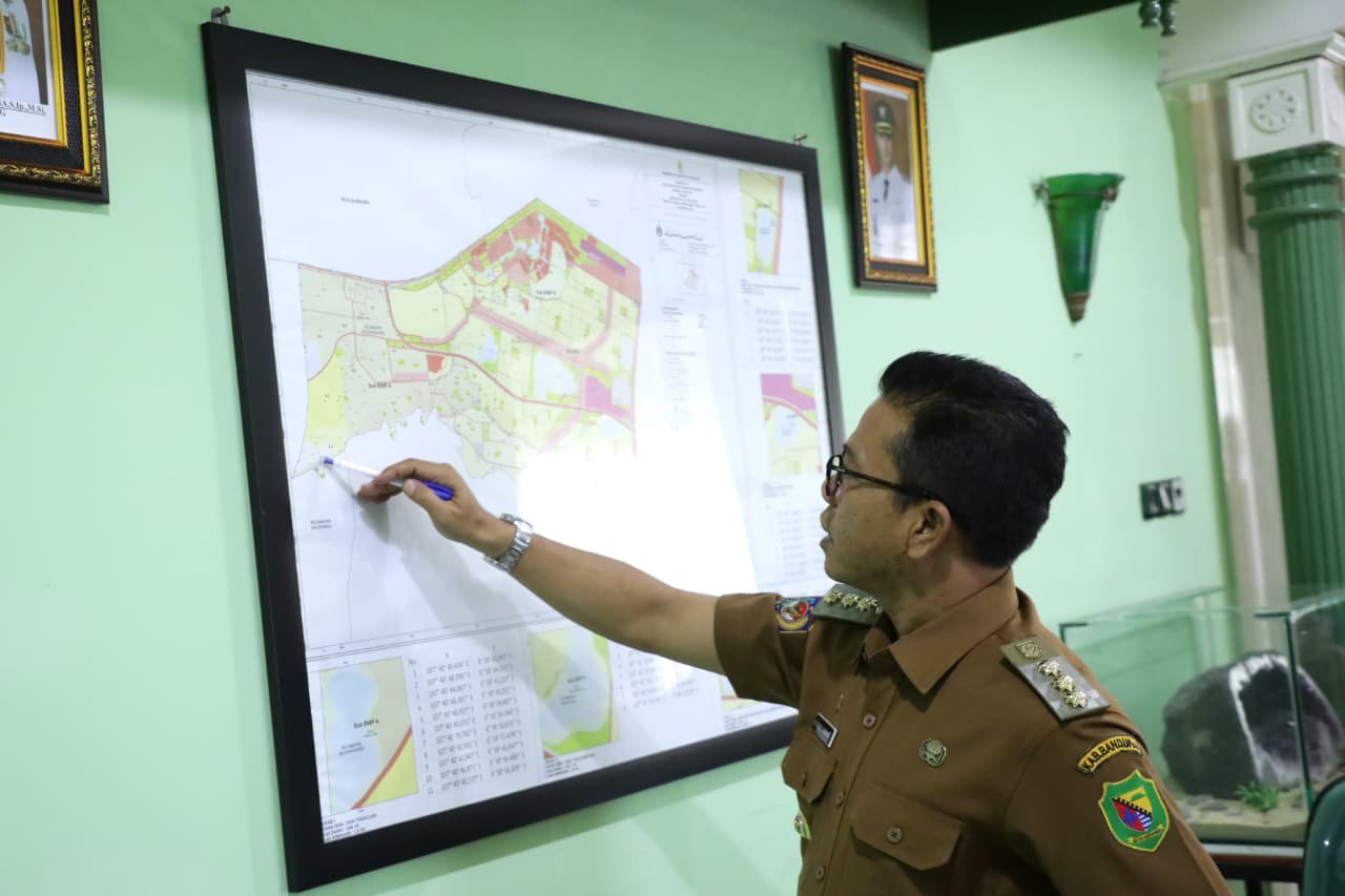 Proyeksi Pertumbuhan Ekonomi Baru di Kawasan KCIC, Desa Tegalluar Disiapkan Jadi Kecamatan