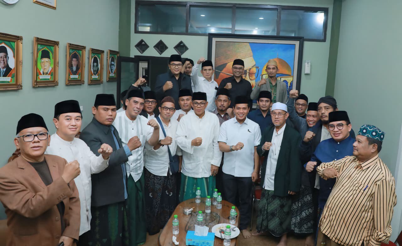 Bupati Kang DS Dorong Warga Nahdliyin Tangkap Peluang Usaha Ternak Ayam Petelur