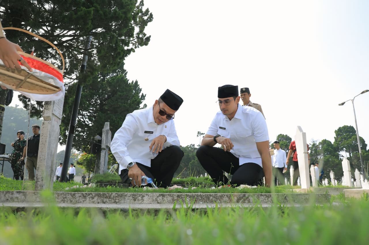 Ziarah dan Doa di HUT ke-385, KDS Minta ASN Turun ke Bawah Bantu Warga Korban Banjir