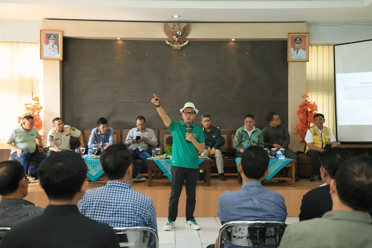 Wujud Keseriusan Pemerintah, KDS Pimpin Rakor Forum Pentahelix Penanganan Banjir Sungai Cisunggalah