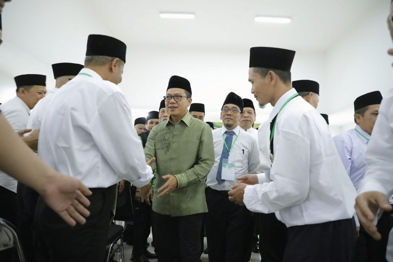 Buka Pelatihan Standarisasi Imam dan Khatib, Bupati KDS: DMI Makin Aktif dan Eksis