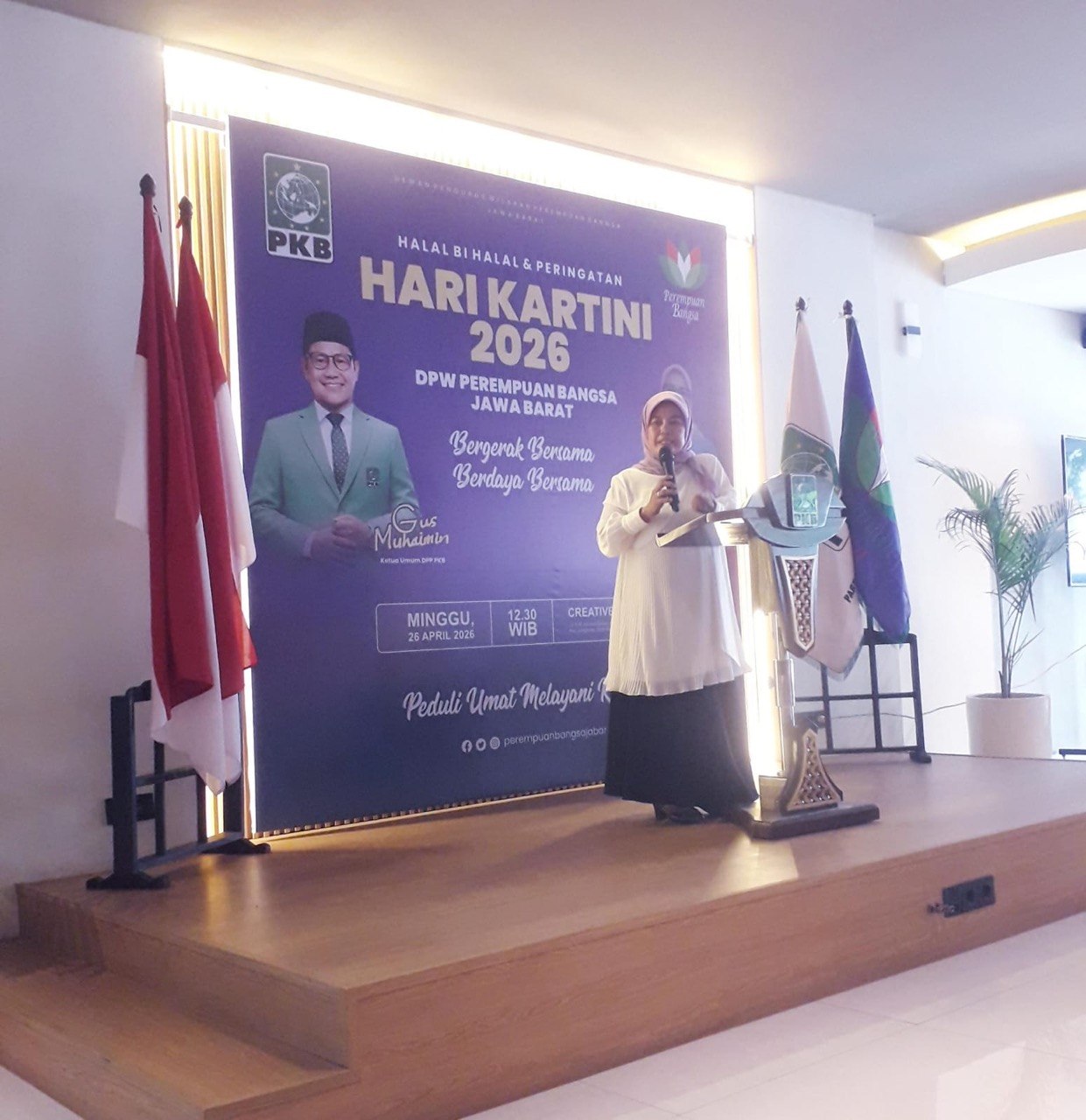 Ketua Perempuan Bangsa Jawa Barat (Hj.Yuningsih )Menegaskan”Pentingnya Peranan Perempuan Dalam Berorganisasi”Dalam