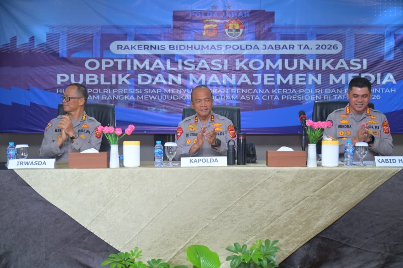 Kapolda Jabar Instruksikan Humas Polri Jadi Cooling System Peredam Hoaks di Era Digital