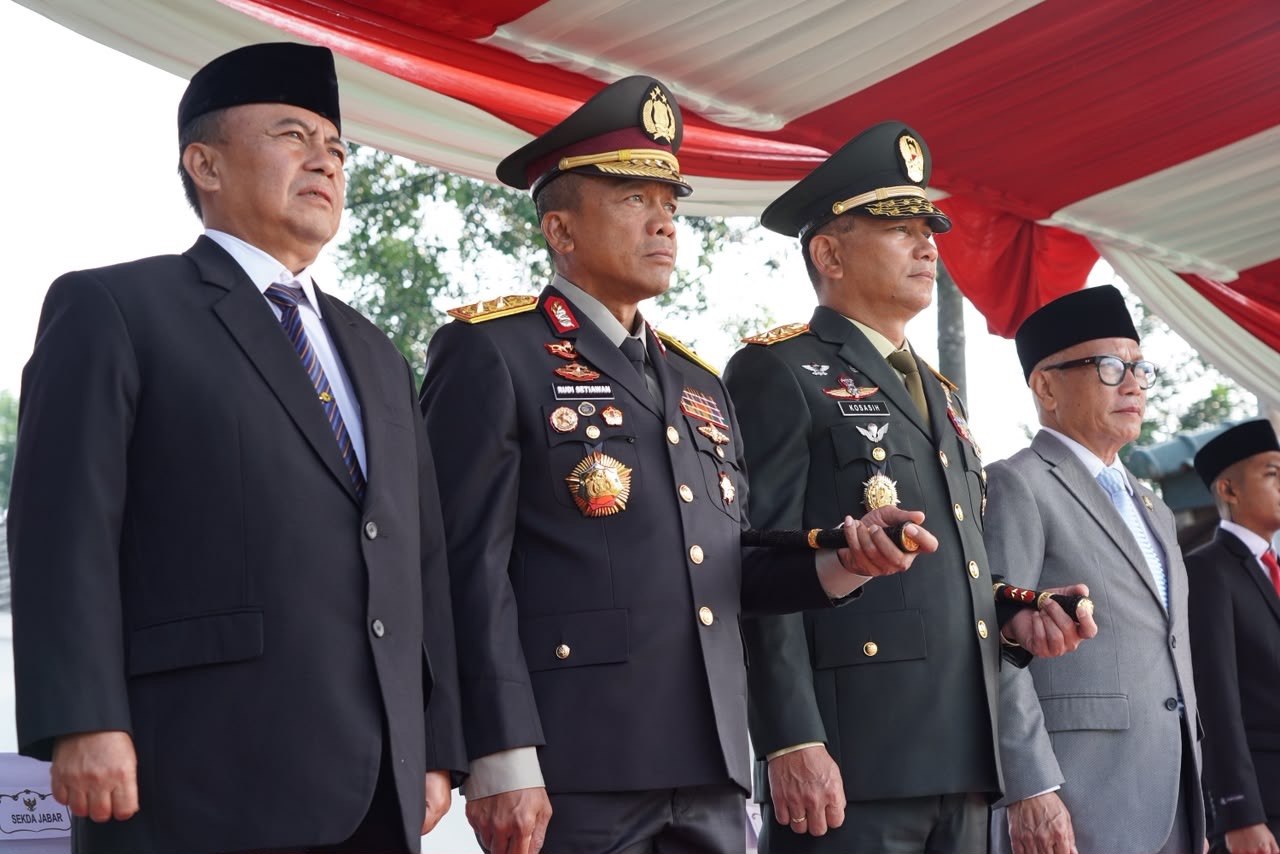 PangdamIII/Slw Hadiri Upacara Peringatan Hari Lahir Pancasila Tahun 2026 Tinkat  Prov Jabar