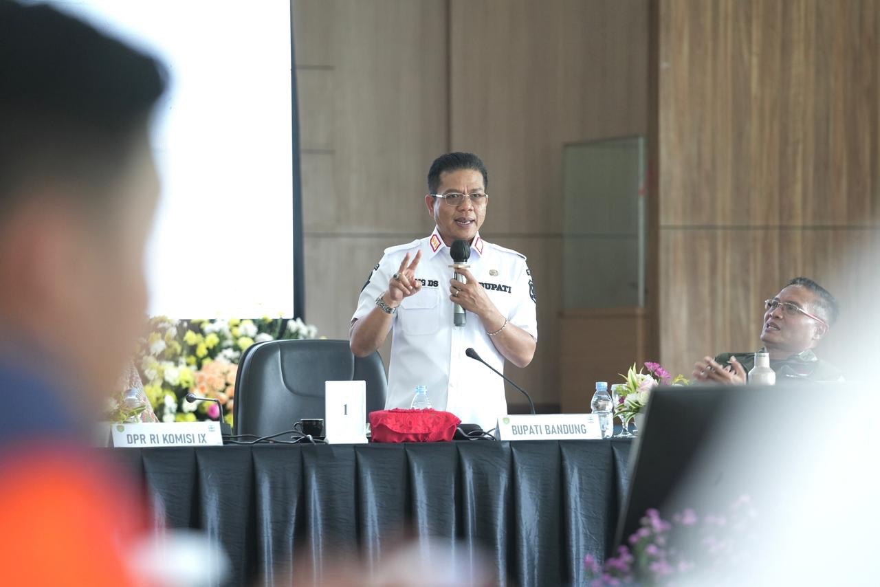 KDS Kumpulkan Stakeholder se-Bandung Raya, Banjir dan Sampah Jadi Agenda Bersama