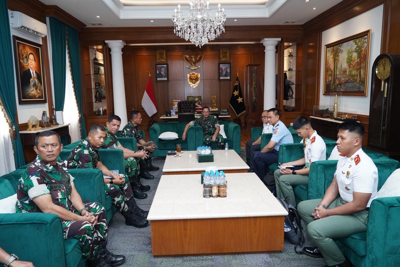 Tim Drone Universitas Pertahanan RI Dukung Patroli Udara Citarum Harum