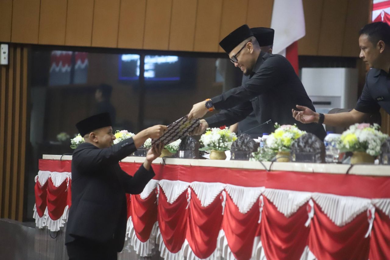 Ini Pandangan Umum Fraksi Partai Golkar atas 3 Raperda Baru Usulan Pemerintah Kota Bandung