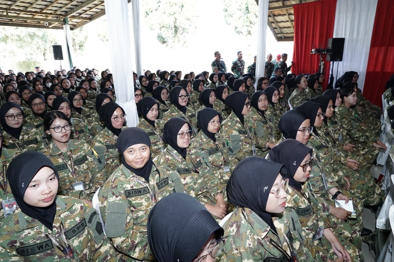 Pangdam III/Siliwangi Bekali Wawasan Kebangsaan kepada Siswa SPPI KDKMP dan KNMP di Dodik Belanegara Rindam III/Slw