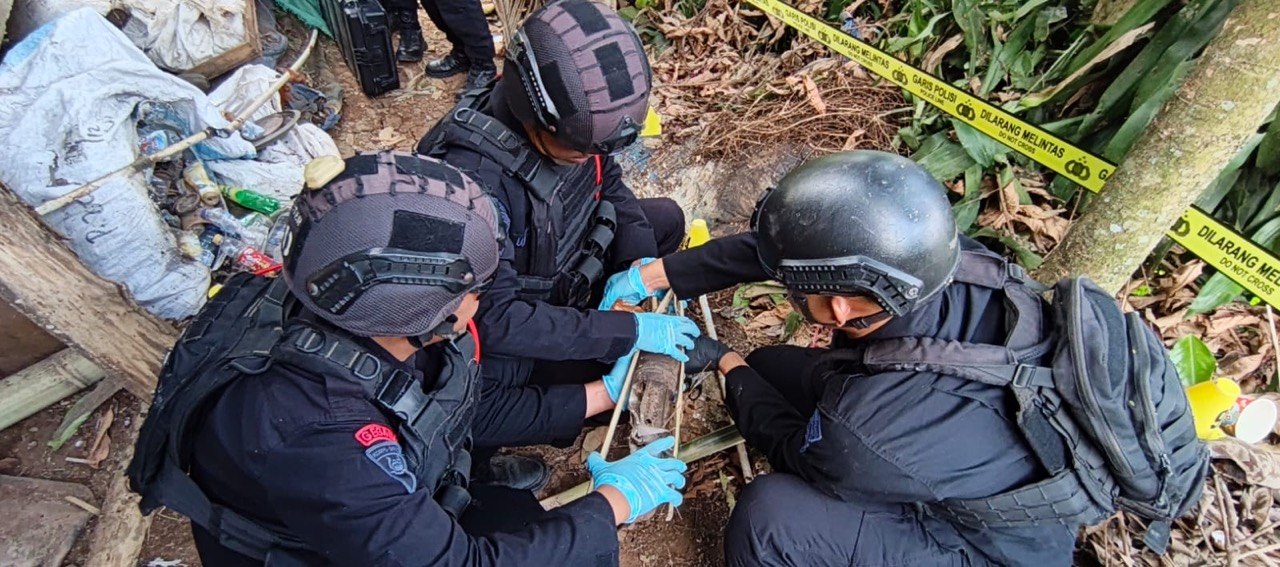 Unit Jibom Gegana Polda Jabar Tuntas Tangani Amunisi Pasca Ledakan, Lokasi Dinyatakan Aman