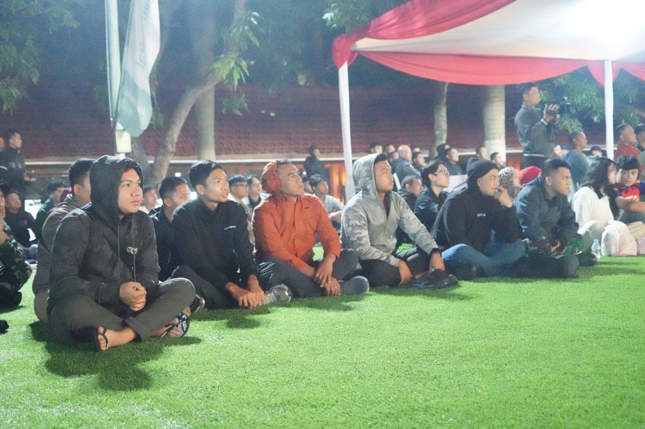 Ratusan Warga Nobar Piala Dunia 2026 di Makodam III/Siliwangi, Berlangsung Aman dan Meriah