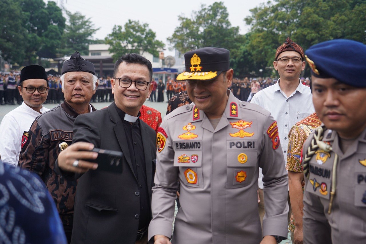 Kapolda Jabar Tekankan Empat Prinsip Kerja Bhabinkamtibmas: Adaptif hingga Solutif