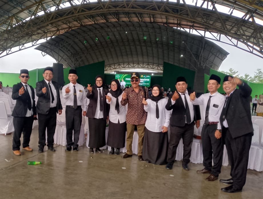 Bupati Bandung Resmi Lantik BPD Desa Cimekar: Jalankan Tugas Amanah