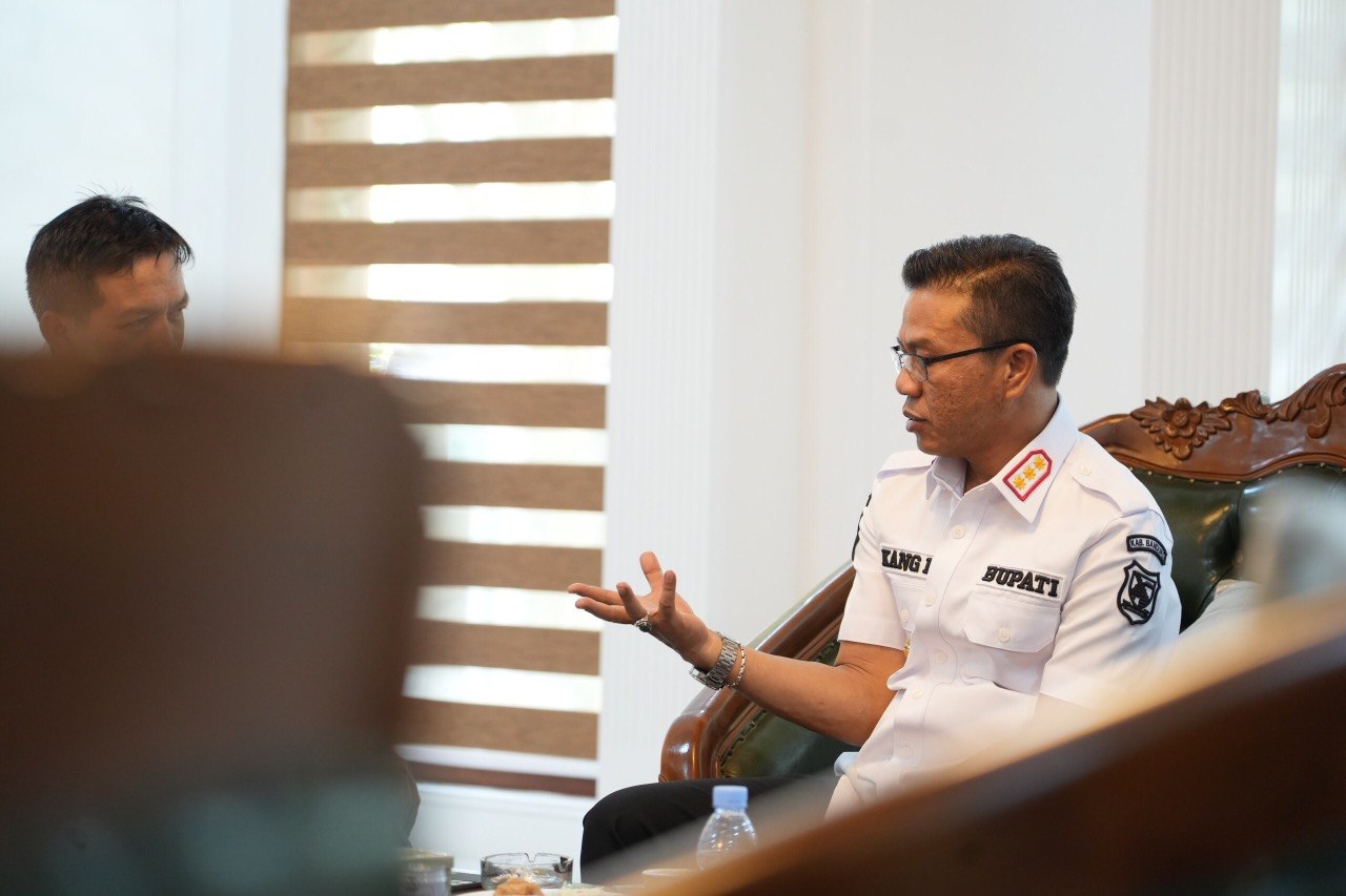 KDS Terima Kunjungan Pimpinan DPRD Cianjur, Pemkab Bandung Perkuat Sinergi Pembangunan Jalan Perbatasan