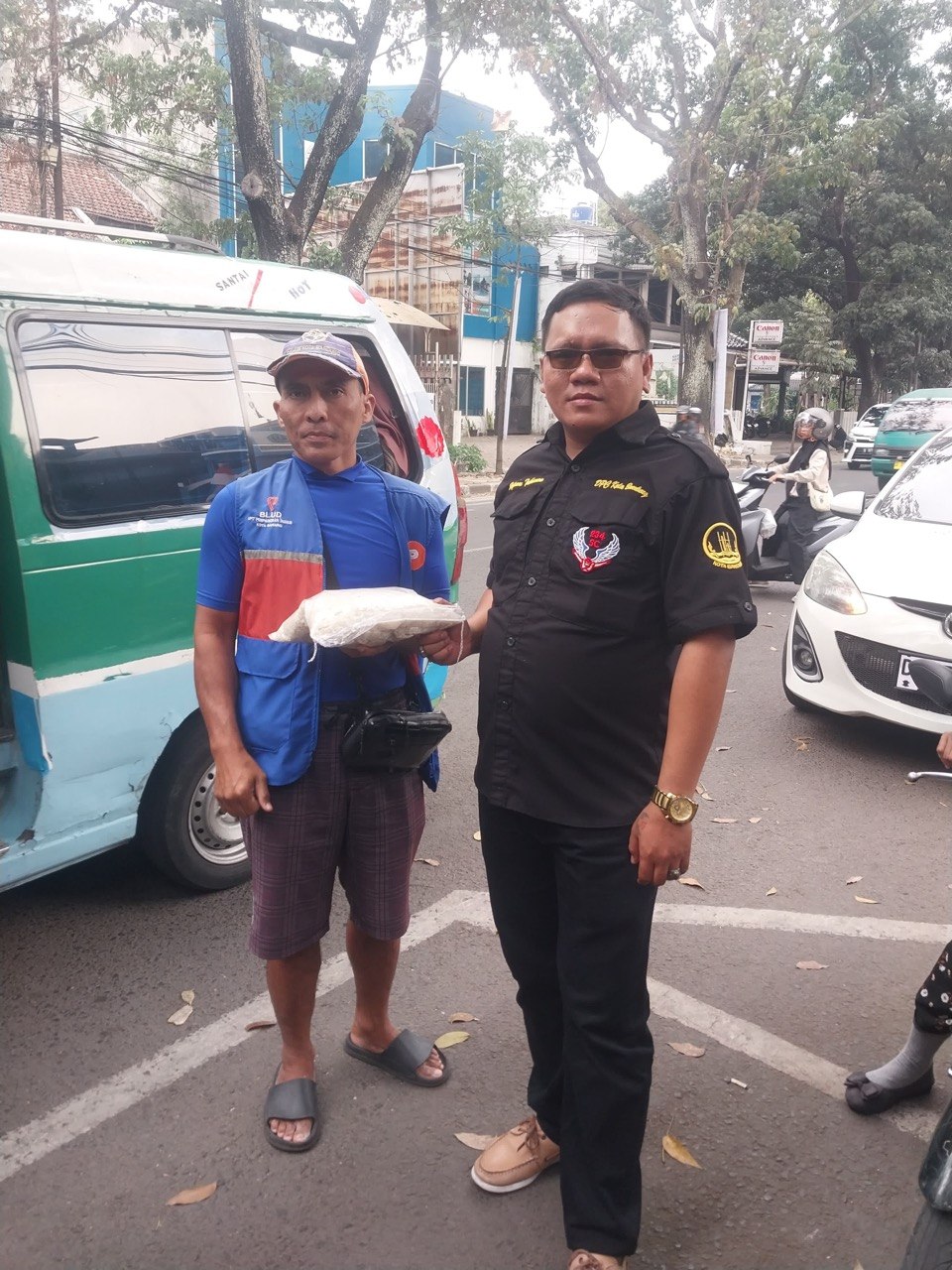 234SC Kota Bandung Gelar Aksi Berbagi Sembako untuk Ringankan Beban Masyarakat