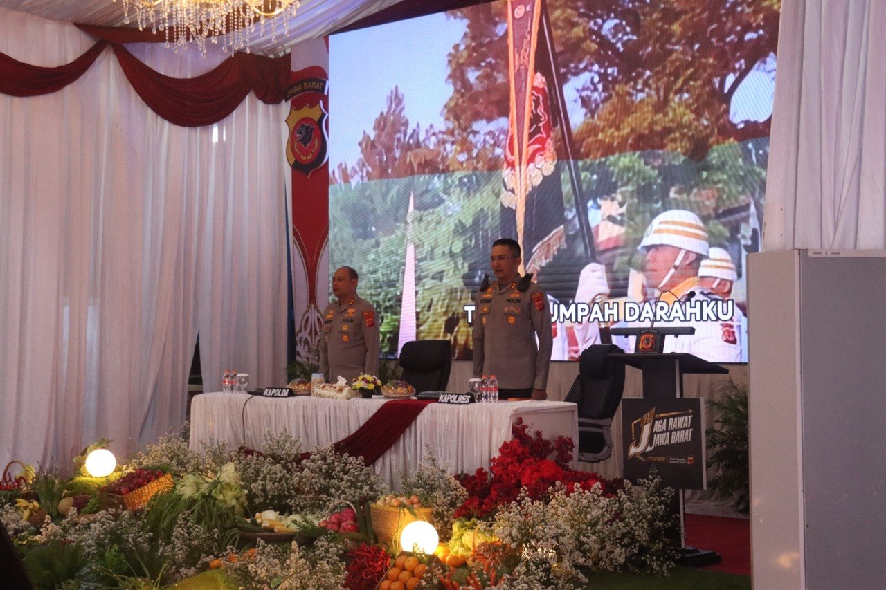 Beri Arahan di Polres Majalengka, Kapolda Jabar Tekankan Soliditas Personel hingga Jaga Legitimasi Publik