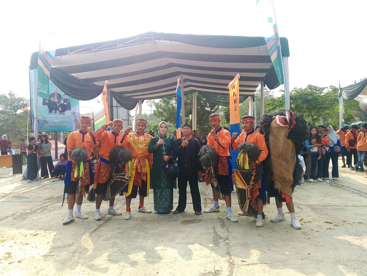 Dalam rangka Memeriahkan Hut RI Ke 81 Desa Cilengrang Gelar Pagrlaran Seni Budaya Baraya Bedas
