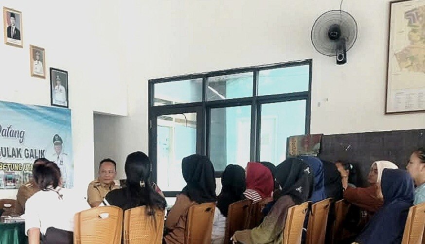 Tolak Pelantikan dan Tungtut Pemberhentian Ketua RT