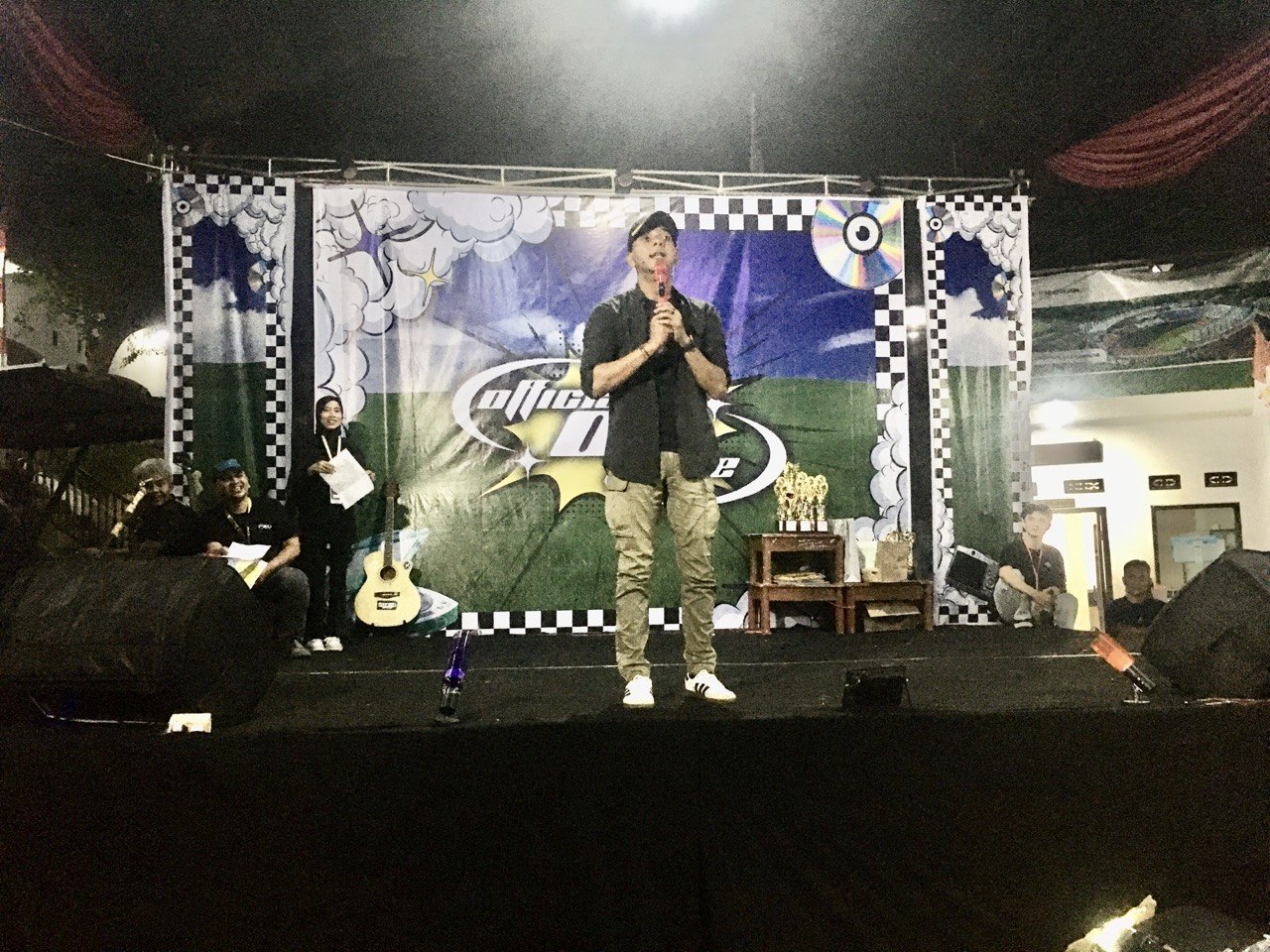 RW 06 Padasuka Gelar Puncak Peringatan HUT RI ke-81, Lurah Padasuka Bagikan Piala Karnaval 
