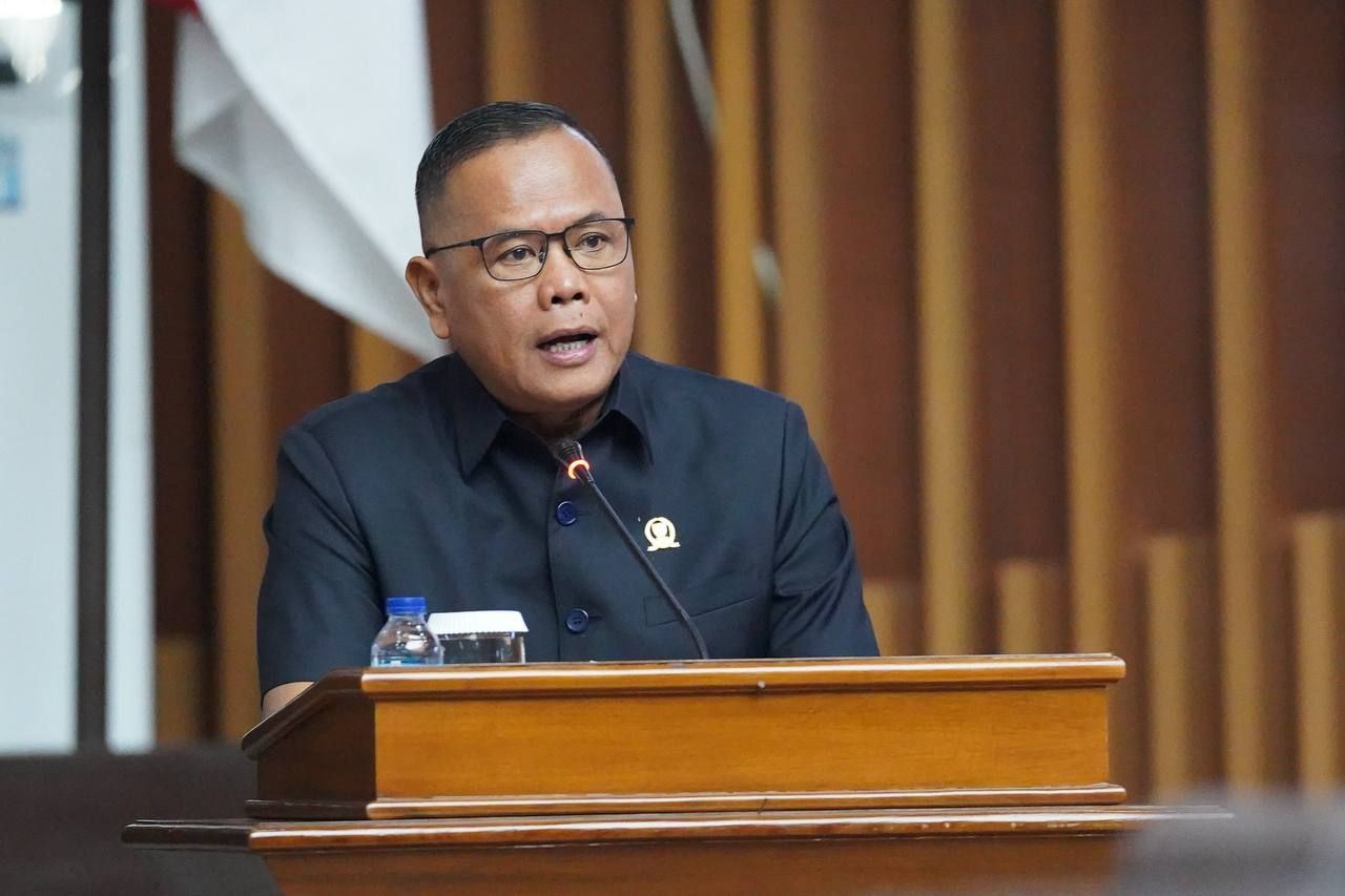 Fraksi PDI Perjuangan Beri Pandangan Umum Atas Raperda Perubahan APBD 2026 dan Raperda APBD 2027