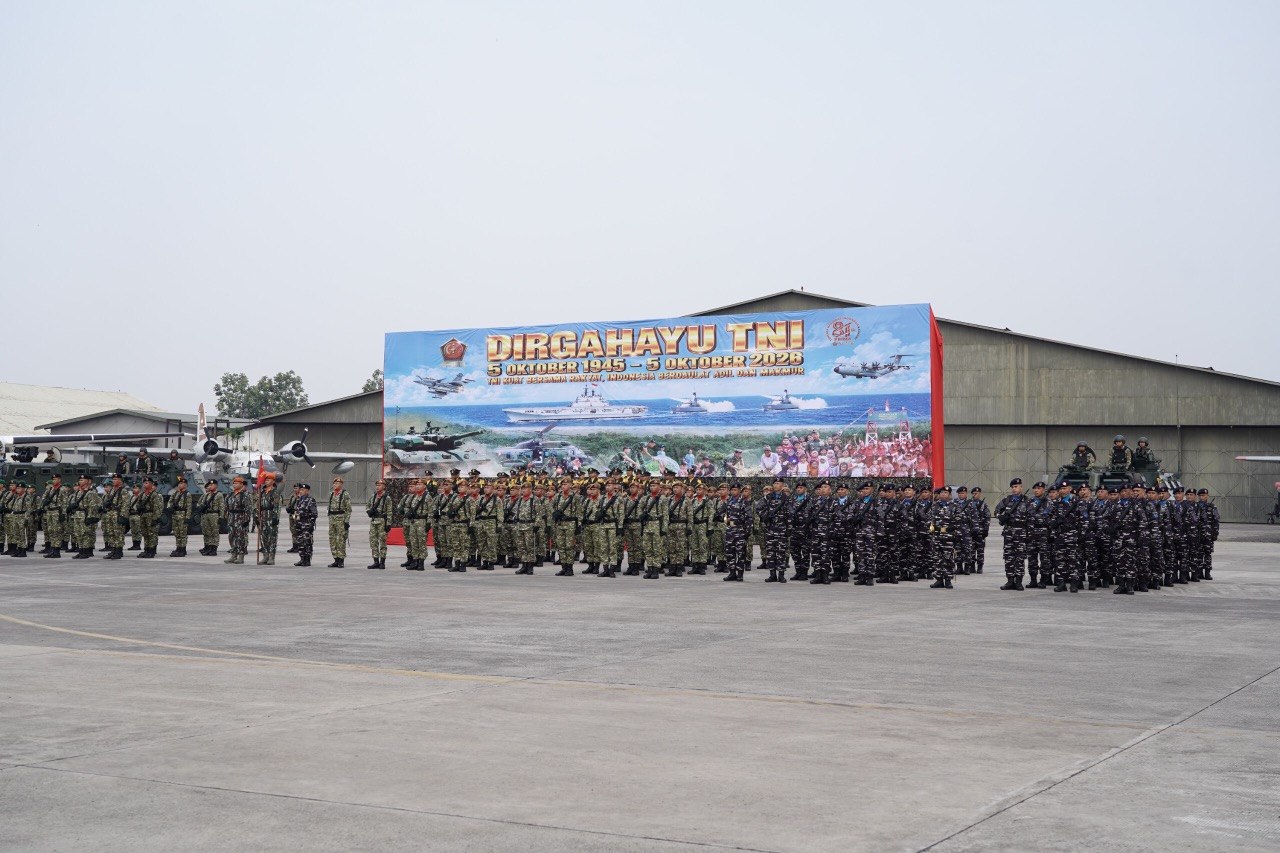 Kasdam III/Siliwangi Hadiri Upacara HUT Ke-81 TNI, Teguhkan Semangat TNI Kuat Bersama Rakyat