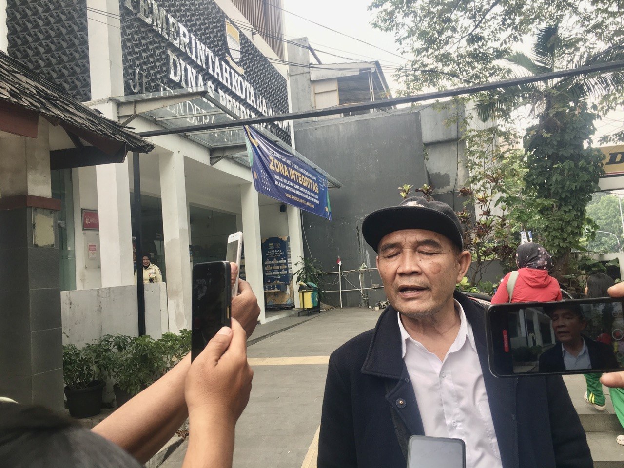 Keluarga Korban Tuntut Disdik Kota Bandung Turun Langsung: Ada Kelalaian, Minta Sanksi Teguran Bagi Pengajar