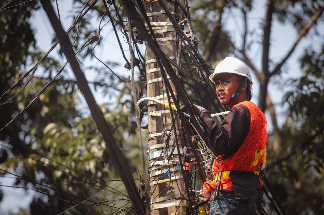 Turunkan Kabel Udara di Astanaanyar, Total 63 Ruas Jalan Tertata