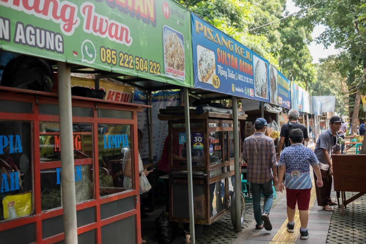 Dorong Sertifikasi Halal untuk Tingkatkan Kualitas dan Daya Saing PKLPemerintah